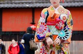 菠萝社 – 柳侑绮Sevenbaby的七宝云南旅拍，妥妥是美图里的炸弹！