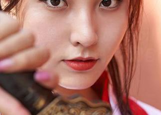 蜜桃社 – 灵魂出窍的陆萱萱Cecilia婚纱套图：穿上婚纱的她，忽然觉得自己也很想结婚？