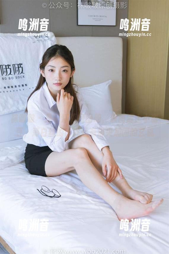 袜啵啵 - 是花絮更是图册，原图遇上小甜豆，薄白丝的诱惑还有脚尖加固的玄机