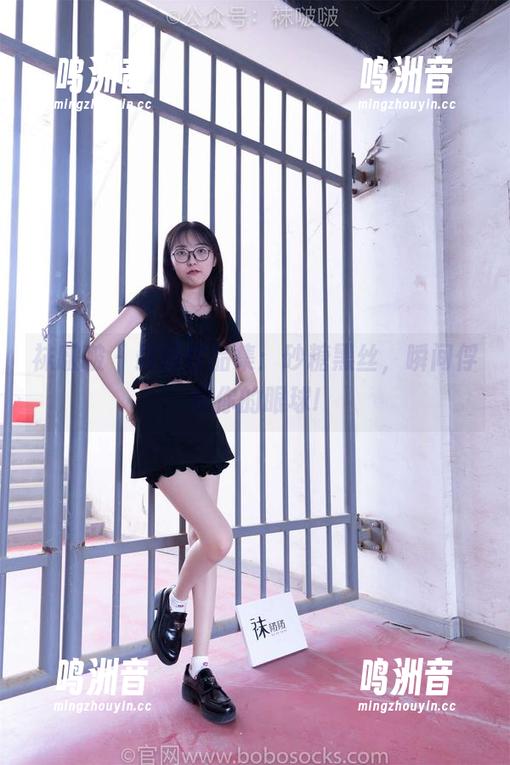 袜啵啵-砂糖 袜啵啵 - 最新作品集:砂糖黑丝,瞬间俘获你的眼球!