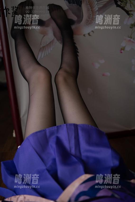 听说福利就在这里，西尔酱的白丝jk图片你看过没？