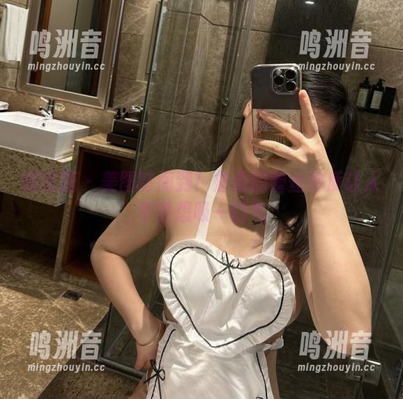 微密圈 - 美图时间到！詹詹的蕾丝纱质让人不禁想吸一口气