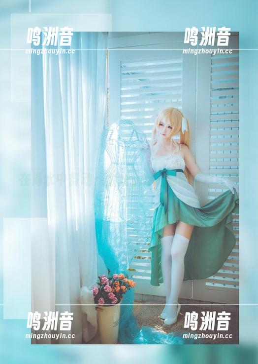 在海水中舞动：金鱼yui和她的夏日芭蕾