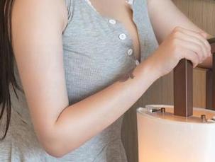 青豆客 – 图册里是子纯儿Annie的连体衣，保证你的免费时间过得比约会还快！