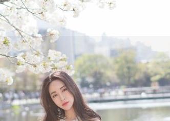 魅妍社 – 陆金佳Jessica的图集：空姐？更多像是在心里飞翔